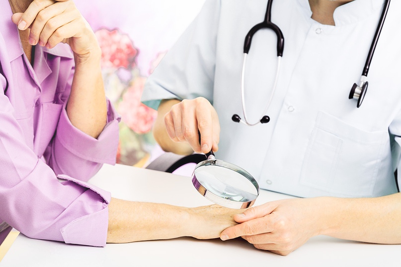 Врач - дерматовенеролог