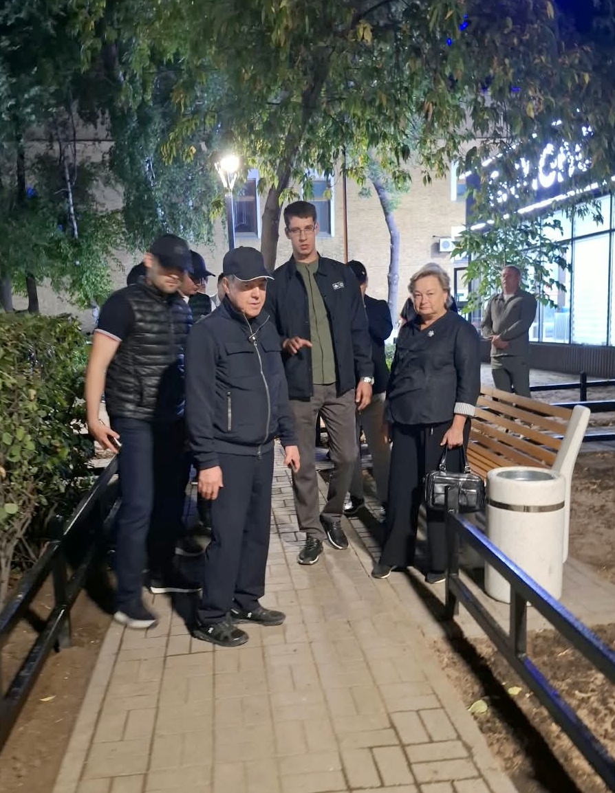 В центре Уральска открылся обновлённый сквер