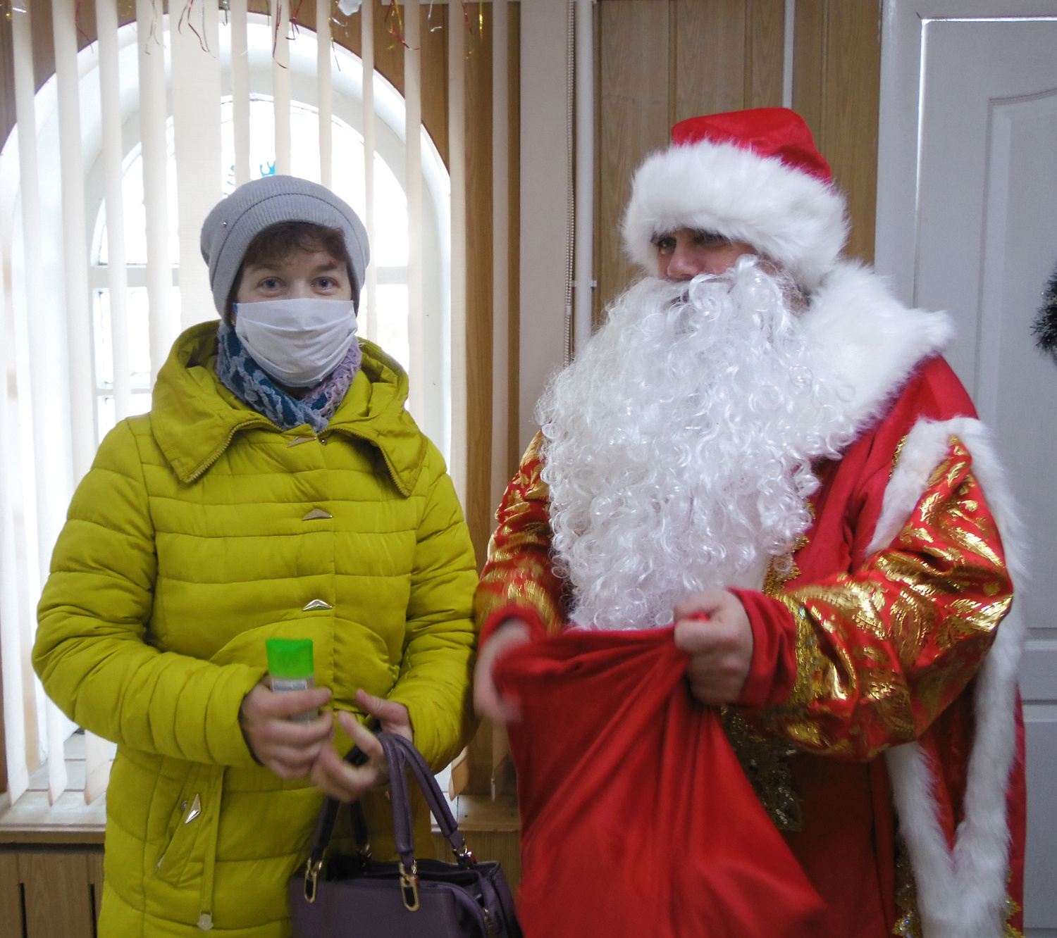 Новый год к нам мчится!