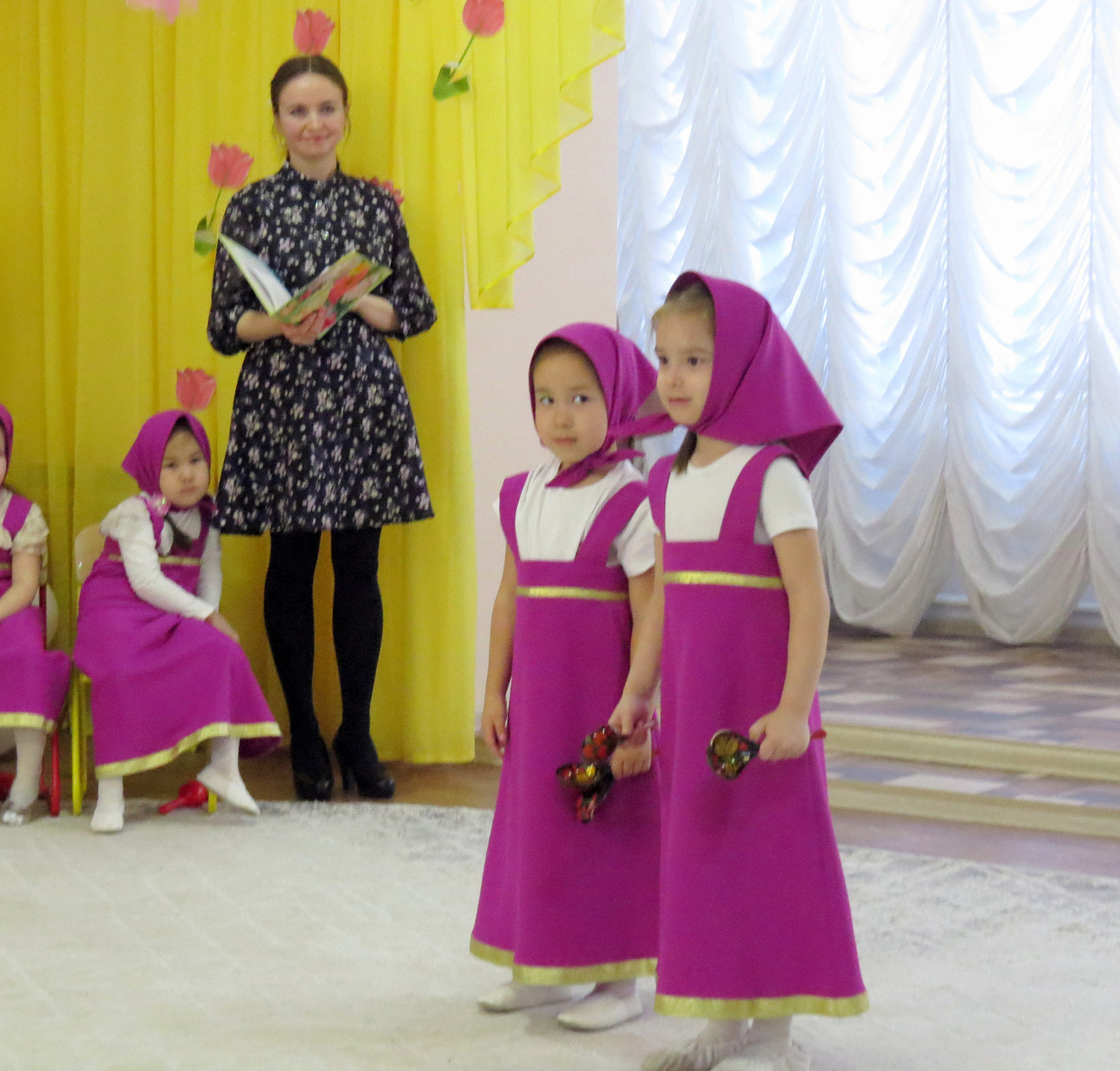 Поздравляем наших мам!