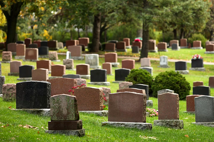 Кладбище
