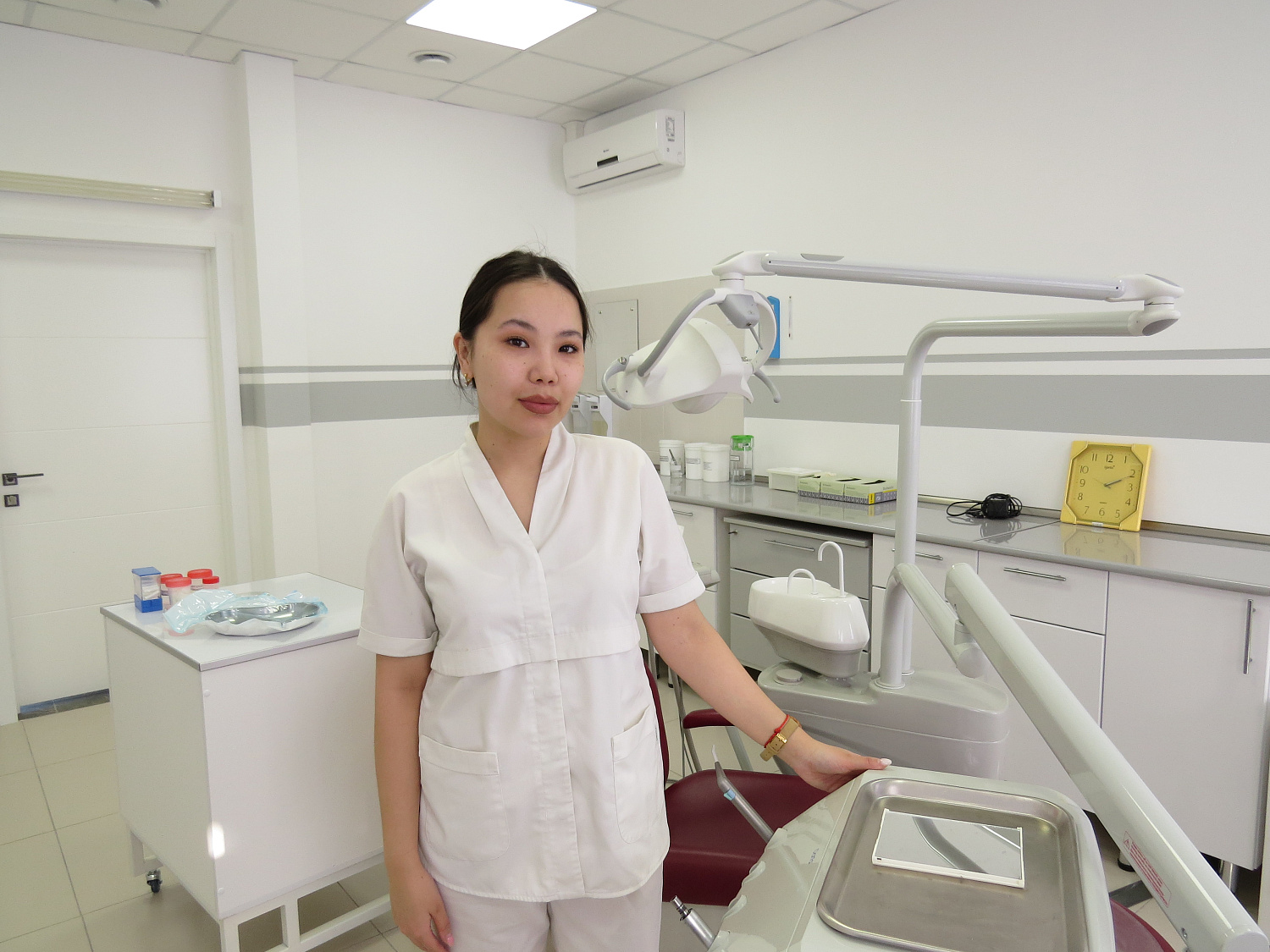 С Днем стоматолога!